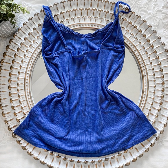 Blue Tank Top - Picture 3 of 3